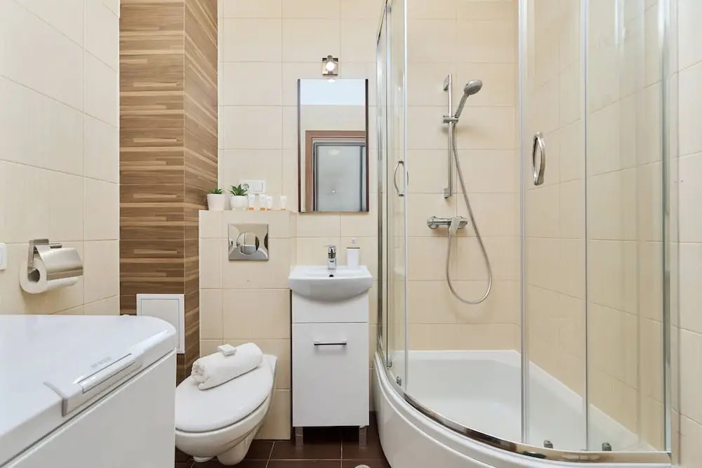 Wyszyńskiego With AC by Renters