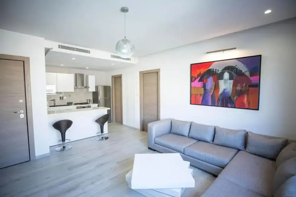 C13 Residence Malaga Cosy and Spacious 1bd in La Marsa