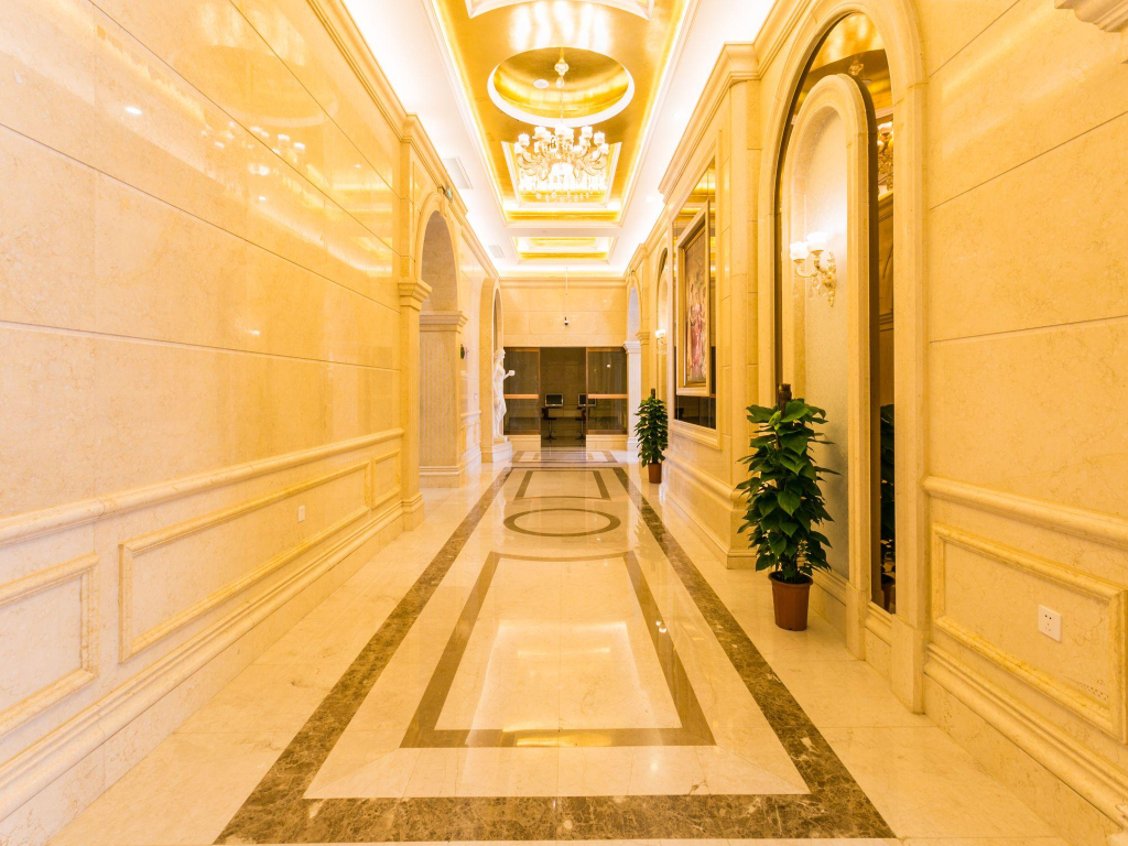 Vienna Shanghai Hongqiao National Convention and E