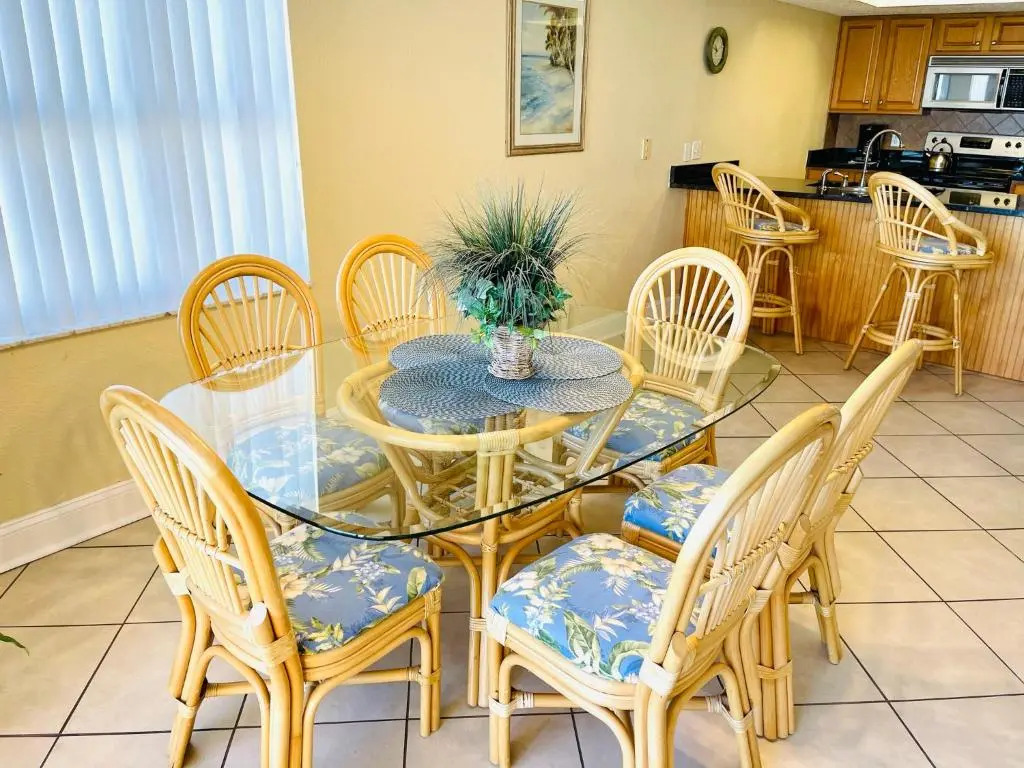 Holiday Villas III