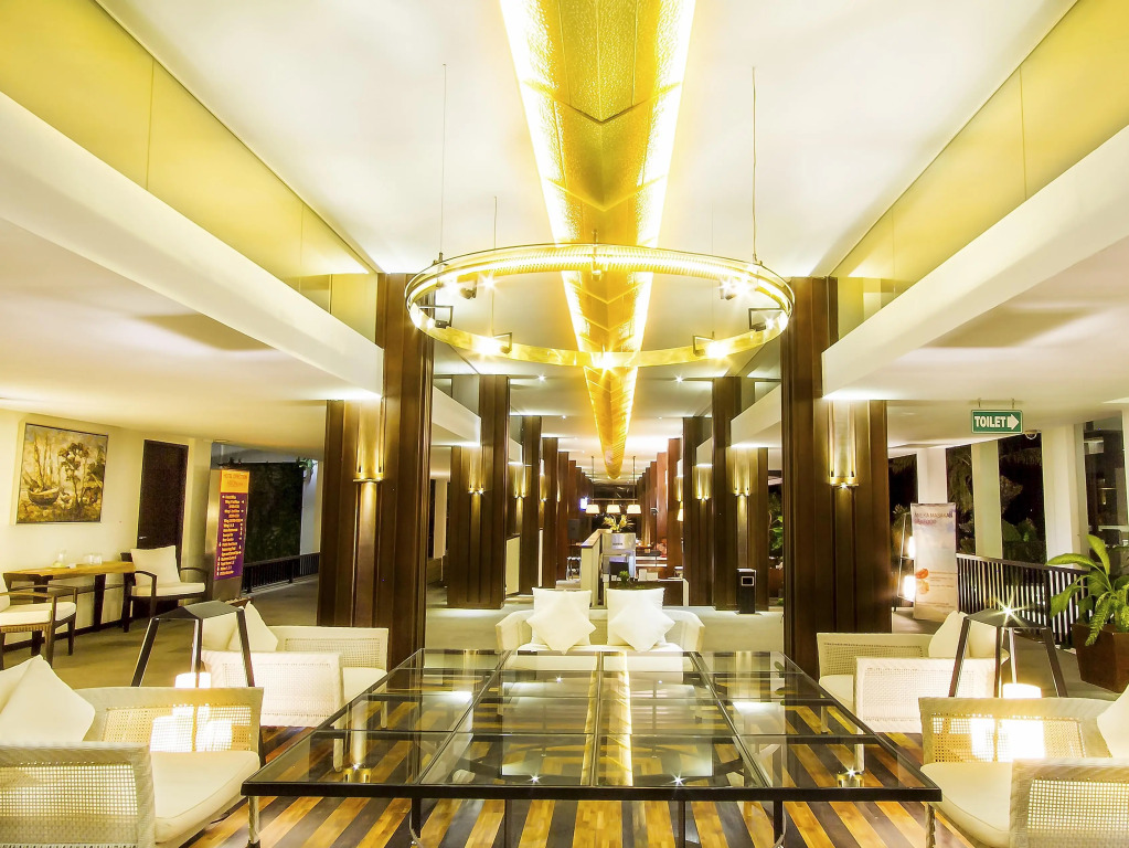 Estrella Hotel & Conference