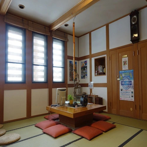 Minamiya 山とねこと遊ぶ宿 みなみ家
