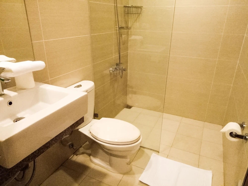 Easyworld One Uptown Residence BGC