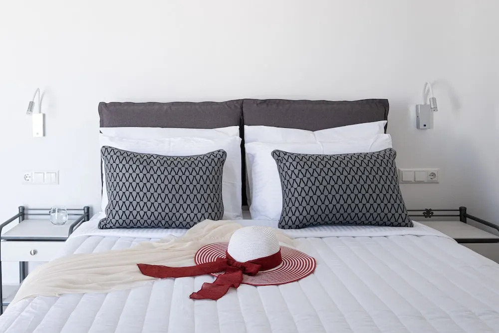 Santoterra Antigua Suites