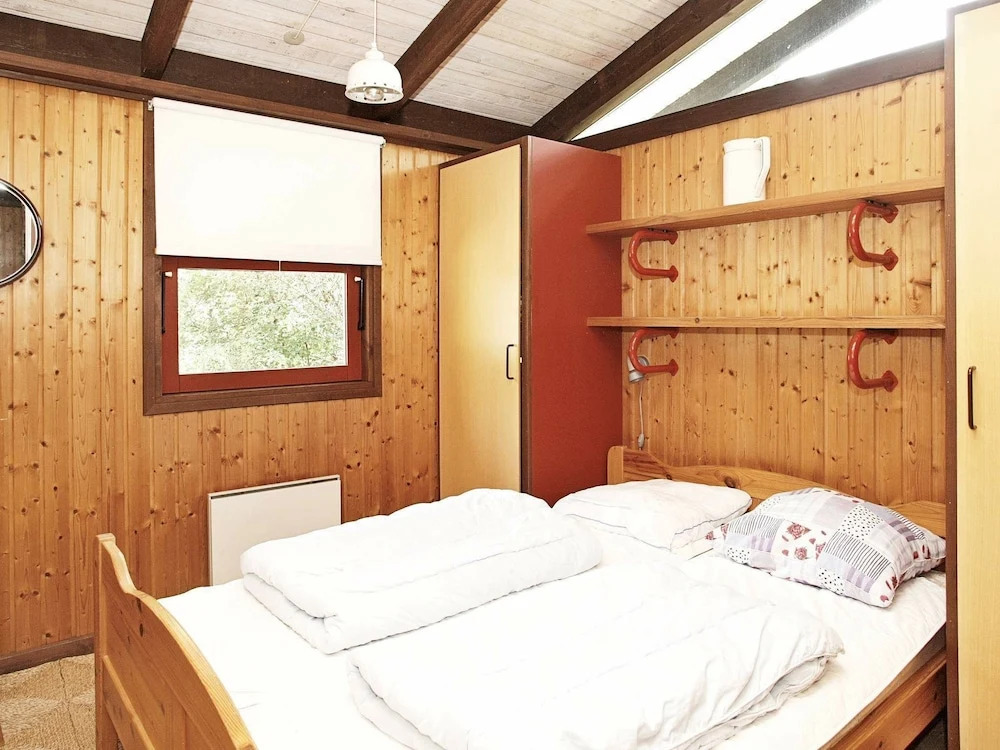 Cozy Holiday Home in Albaek near Sea