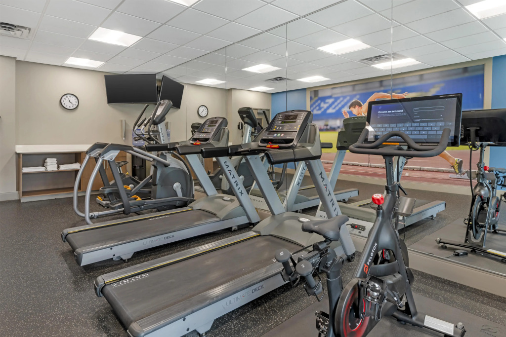 Best Western Plus Isanti
