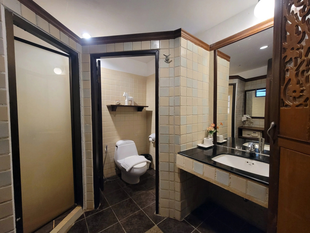Koh Chang Cliff Beach Resort