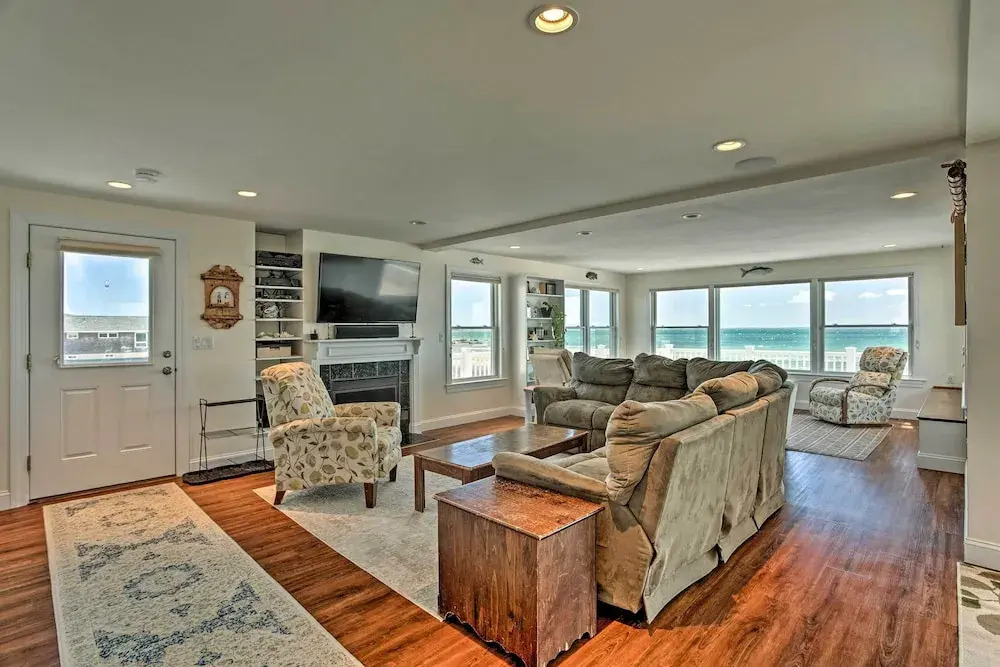 Romantic Retreat on the Sand: Cape Cod Beach House