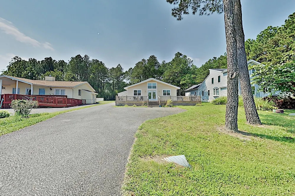 Newly Renovated, Minutes From Ocean City, Assateague Island 4 Bedroom Home
