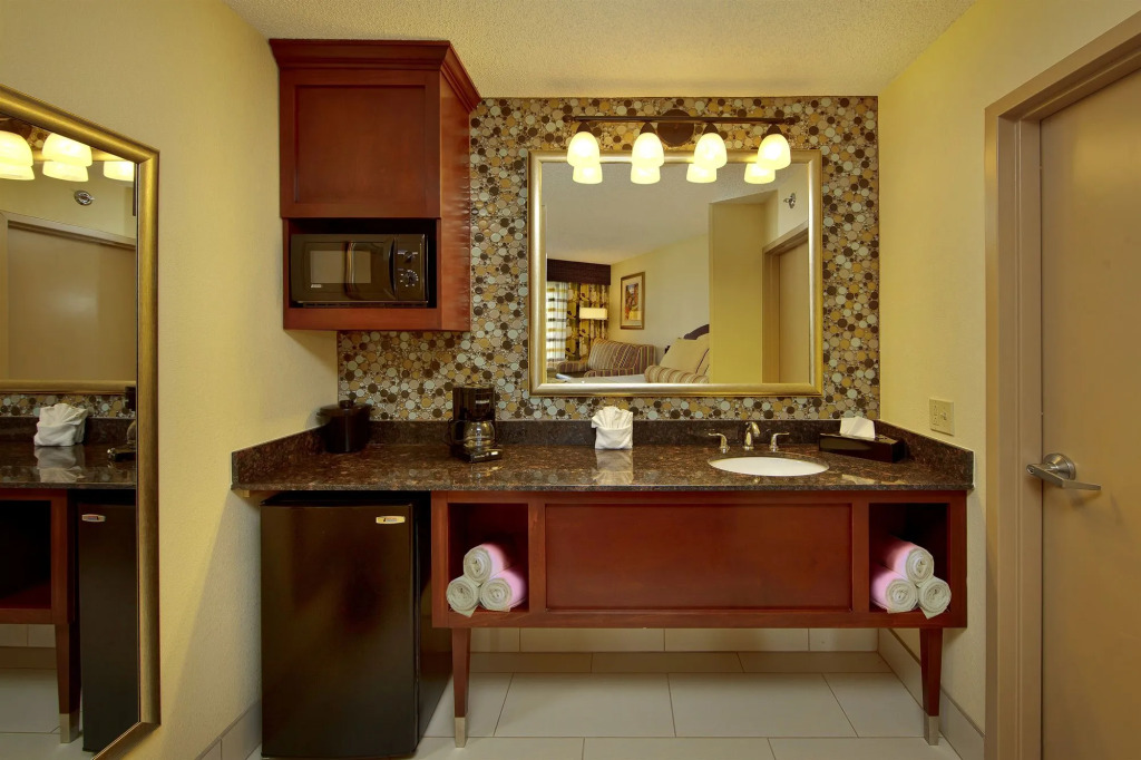 Quality Inn Near the Island Pigeon Forge