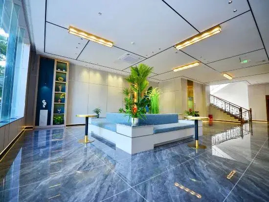 Yijia Hotel (Chengmai Jinjiang Qianqiu City Plaza)
