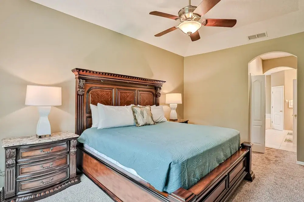 Wonderful Coastal Home With Wifi, Enclosed Backyard, Screened Patio