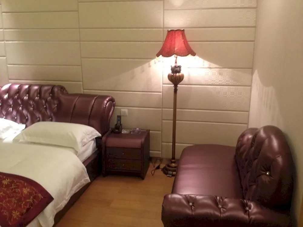 Bojing Hopson Plaza Apartment Hotel - Room 1803