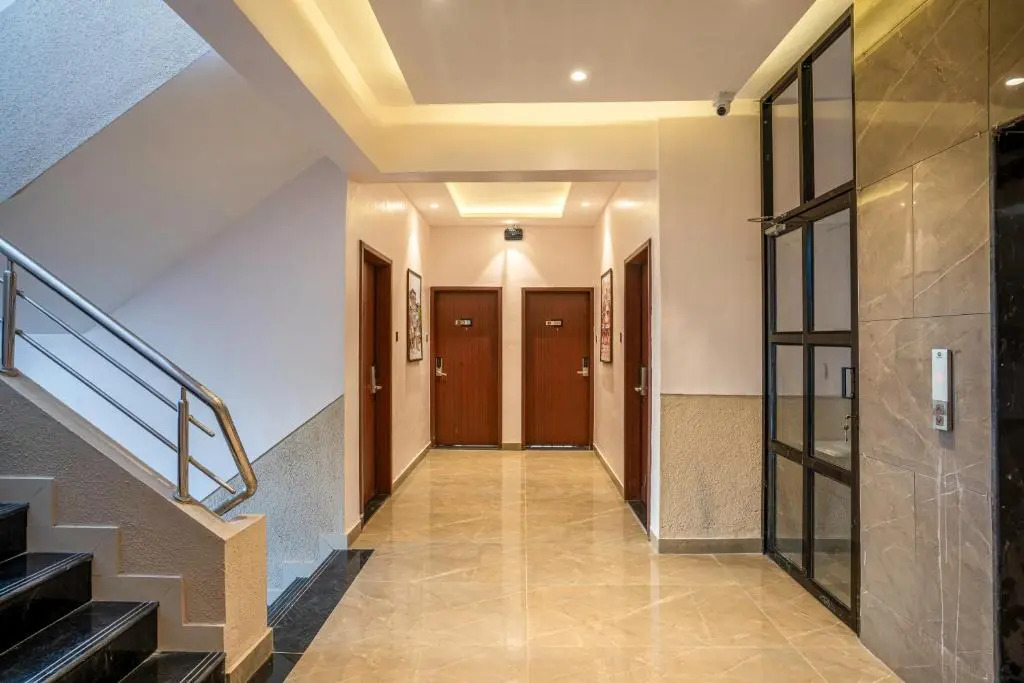 StayBird - Divine Suites, Business Hotel, Kharadi