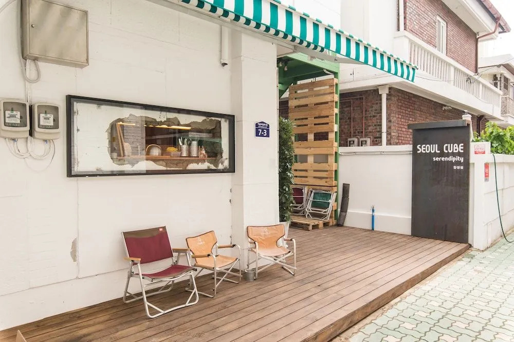 Seoul Cube Hotel - Hostel