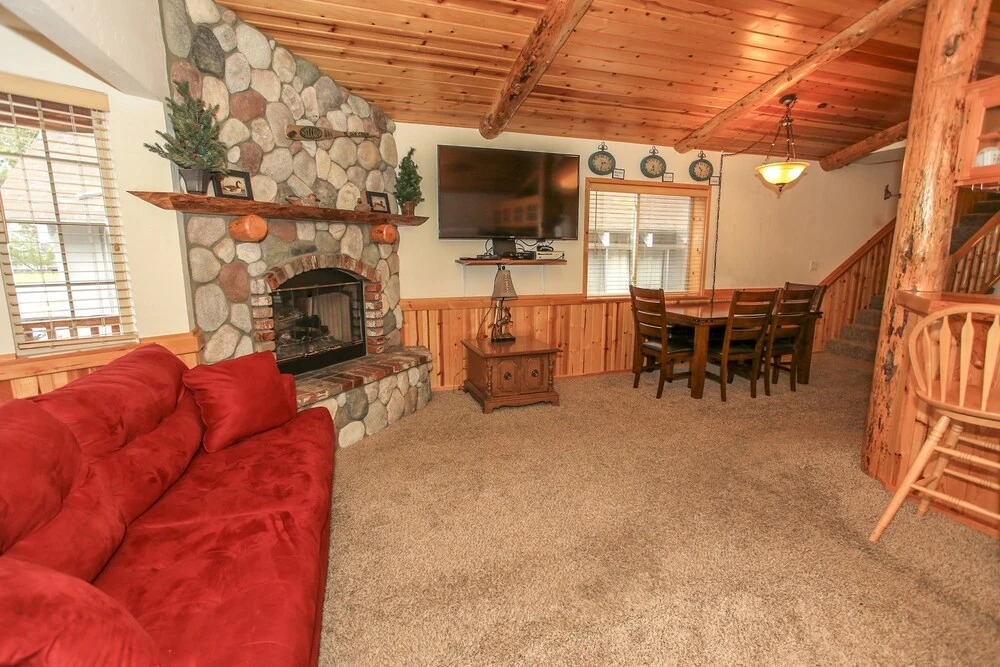 Falcon's Lodge