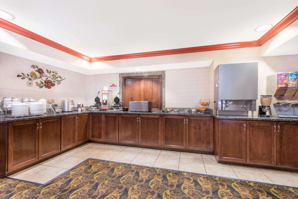 Lancaster Suites