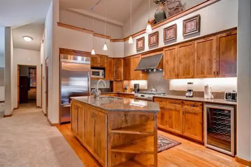 The Timbers Condominiums