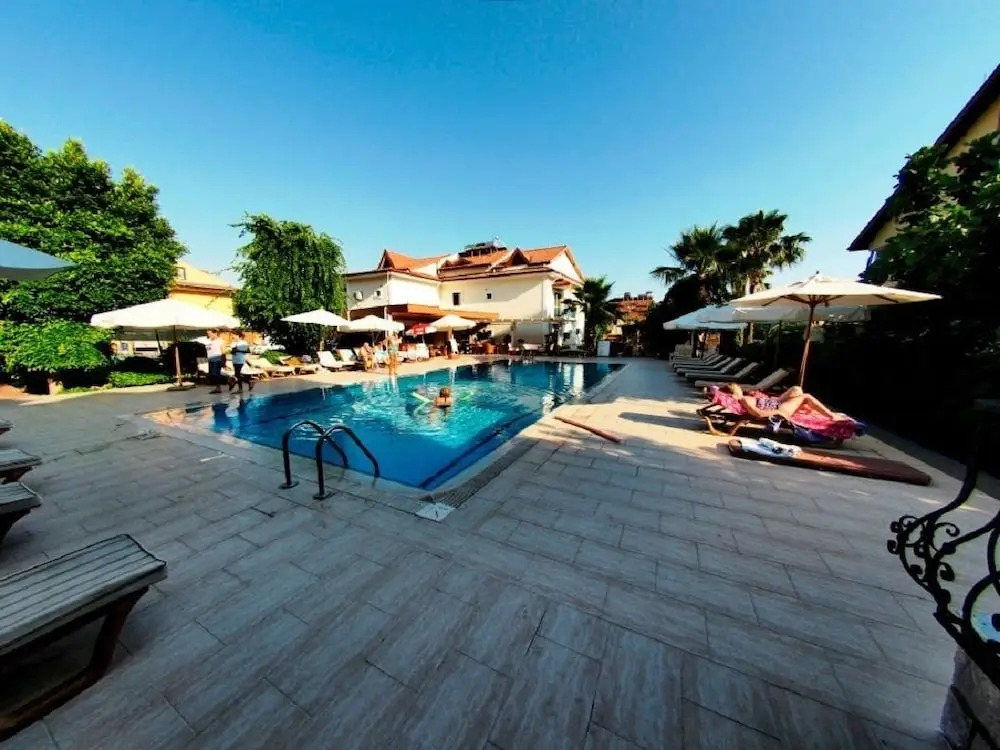 Yagmur Hotel