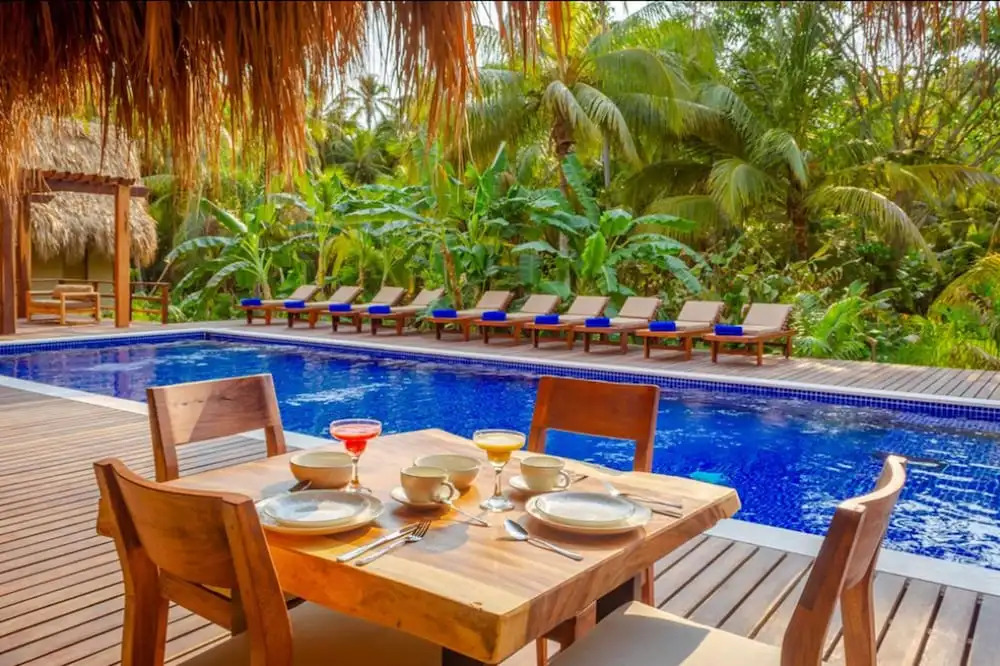 Casa Bambu Tayrona, Los Naranjos