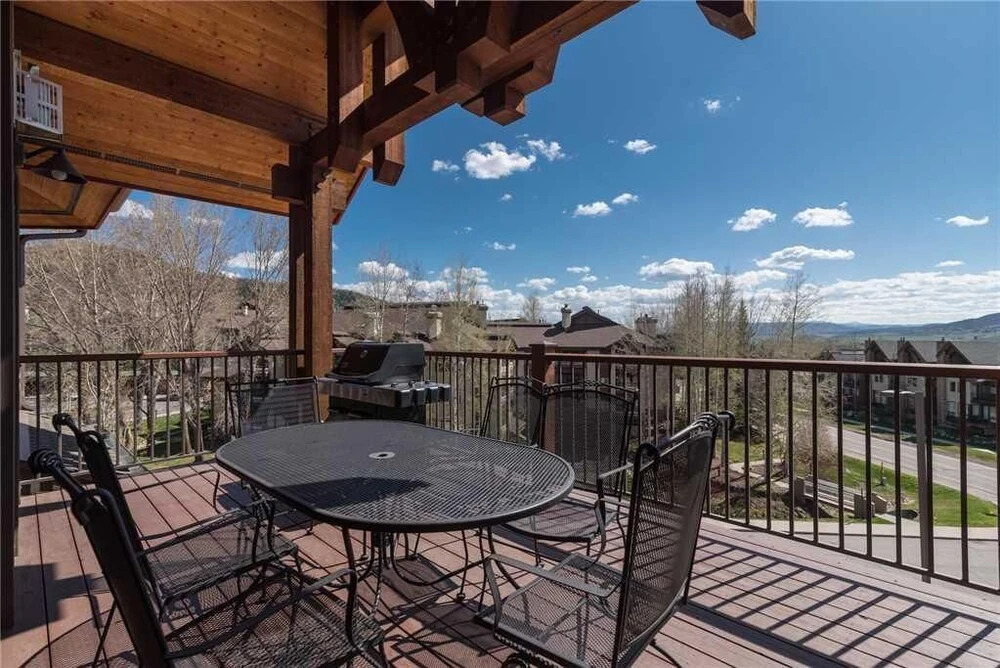 6302 Bear Lodge, Trappeur's Crossing Apartment 3