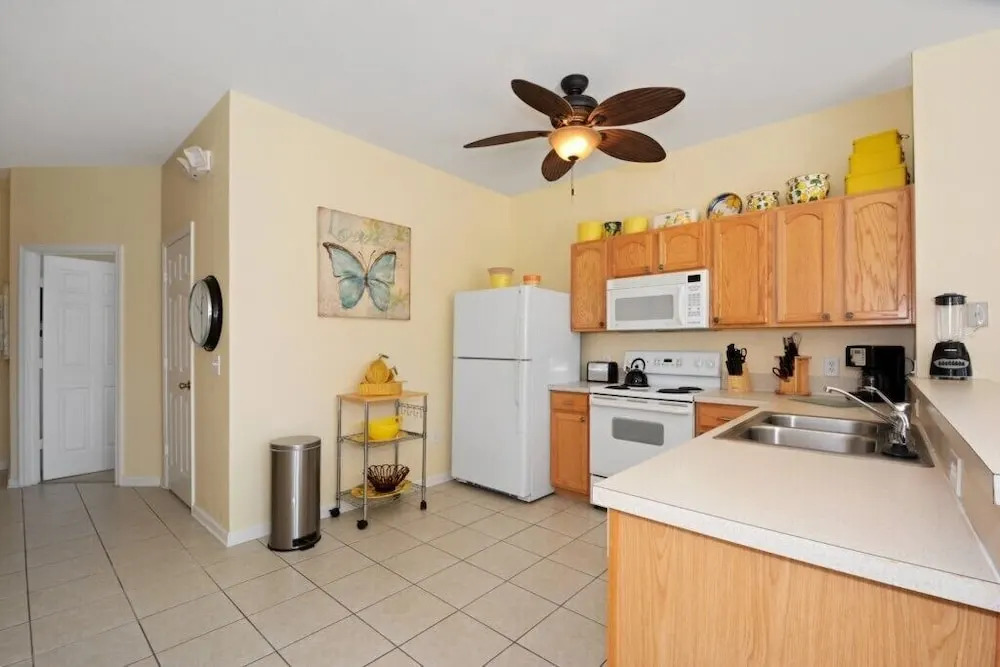 3 Bed 3 Bath Villa w Private Pool - Near Disney