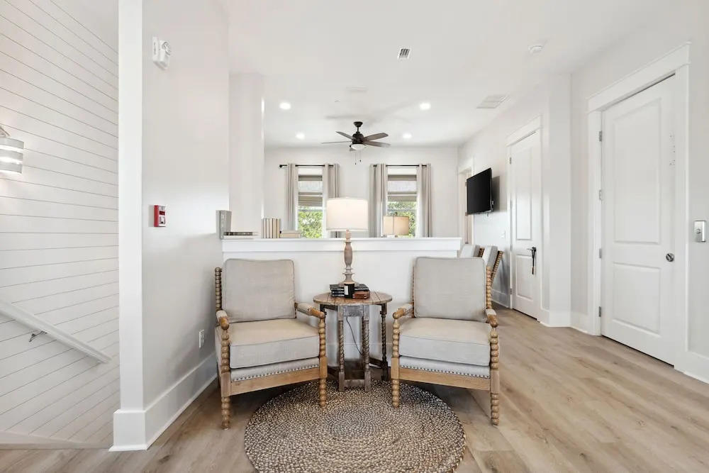 Grand Retreat II: 4br, 5ba, Sleeps 15. Private Pool. Your Perfect Escape!