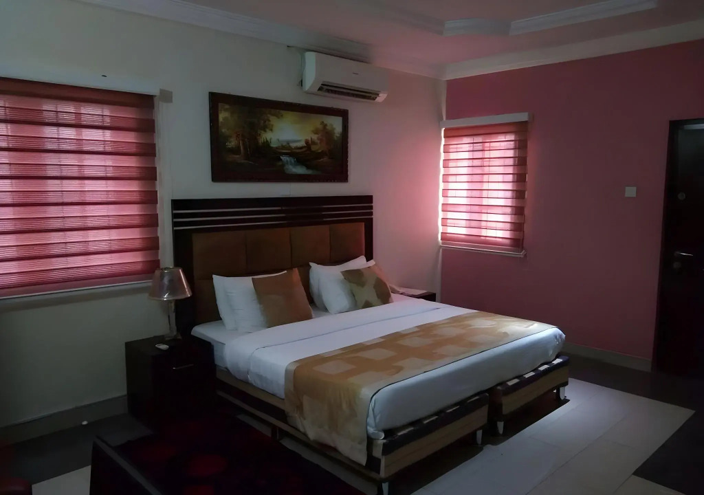 Jesuit Continental Suites