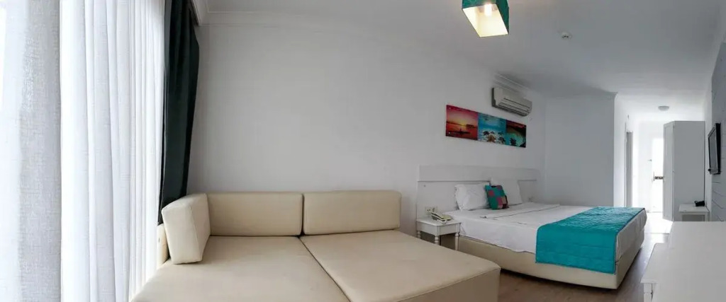 Li̇zboni̇a Çeşme Otel