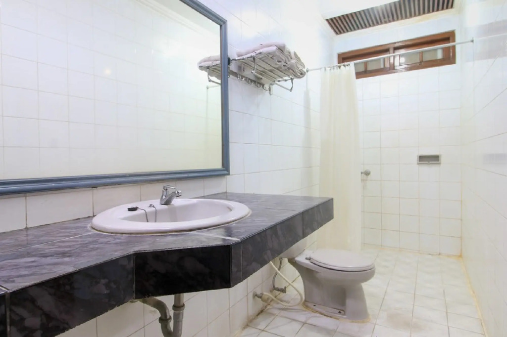RedDoorz at Hotel Putra Perdana Klaten