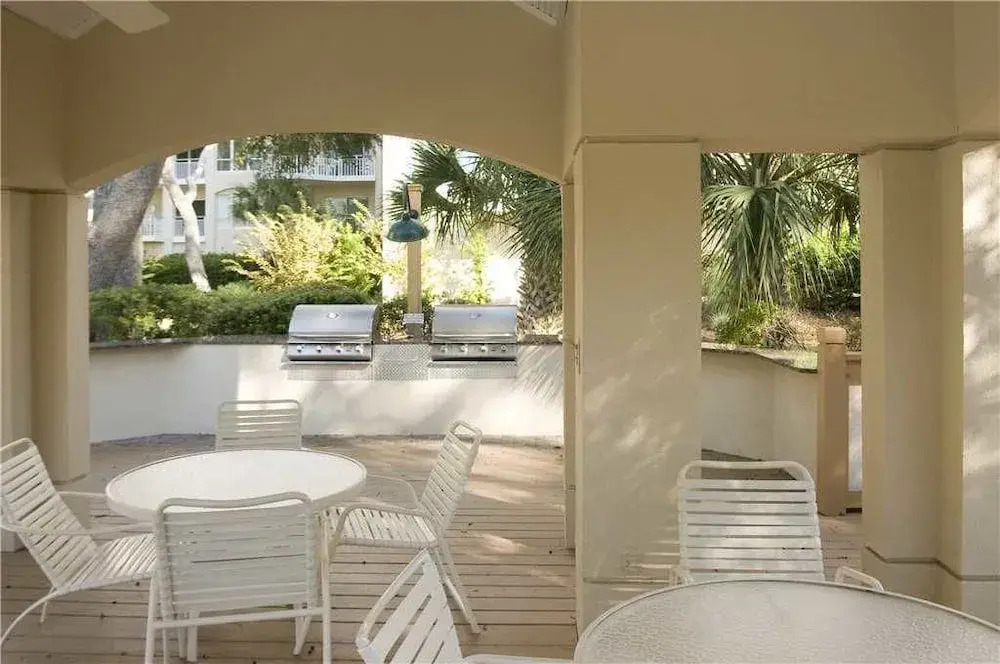 Windsor Place 303 by RedAwning