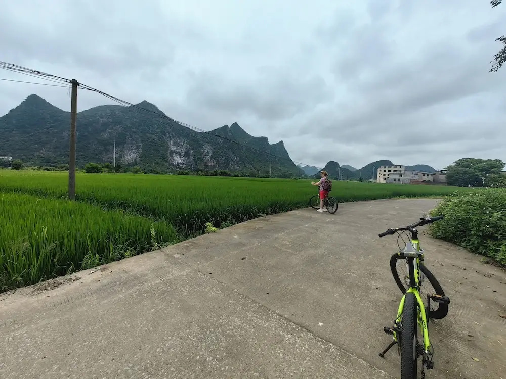 Guilin Village Creek Inn