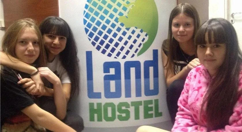 Hostel Land