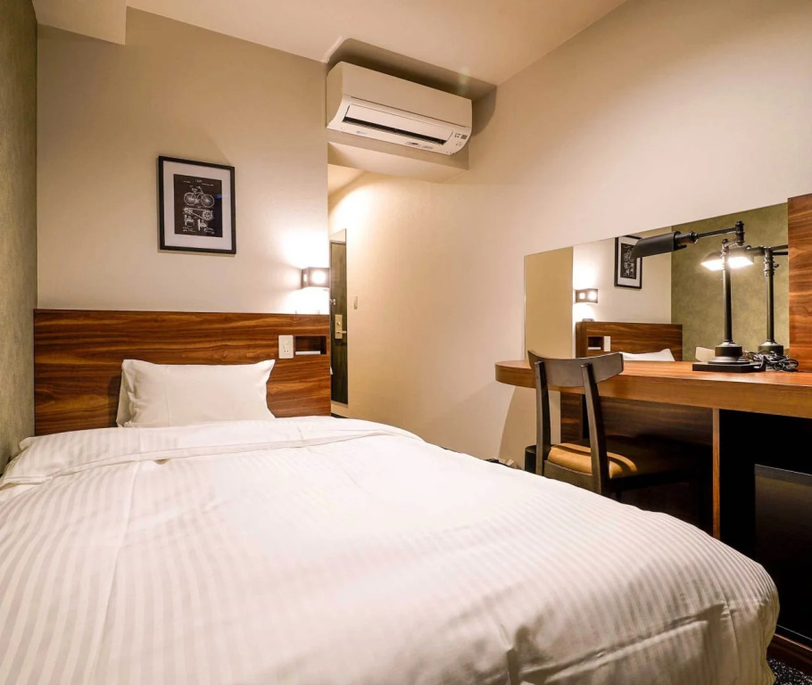 HOTEL R9 SanoFujioka
