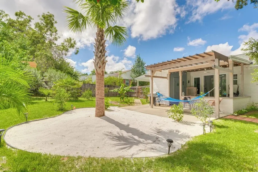 Pet-friendly Pensacola Home w/ Sunny Backyard!