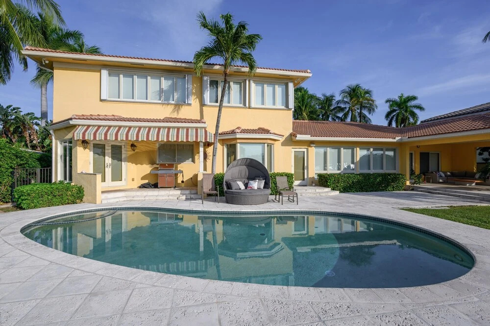 King Of Las Olas Waterway W/ Private Pool & Dock 5 Bedroom Home