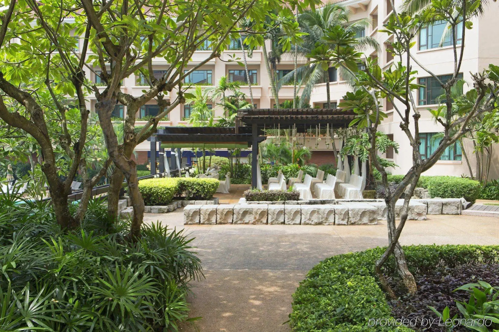 Отель Paradox Singapore