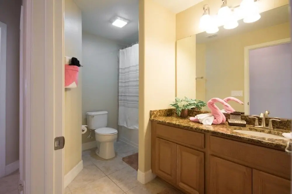 Private Pool With Games Room 4 Bedroom Home