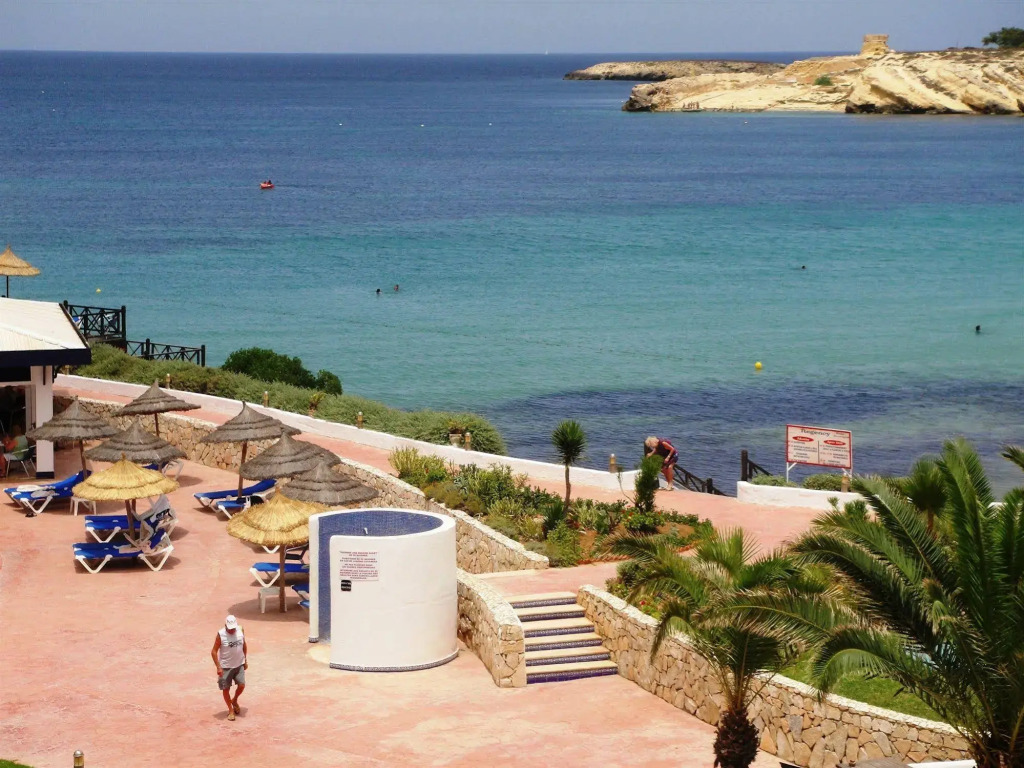 Regency Hotel & Spa
