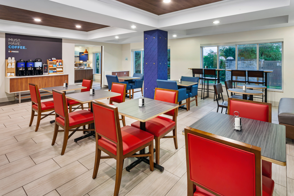 Holiday Inn Express Hotel & Suites Chicago South Lansing by IHG