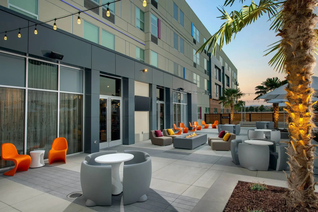 Aloft Indianapolis Downtown