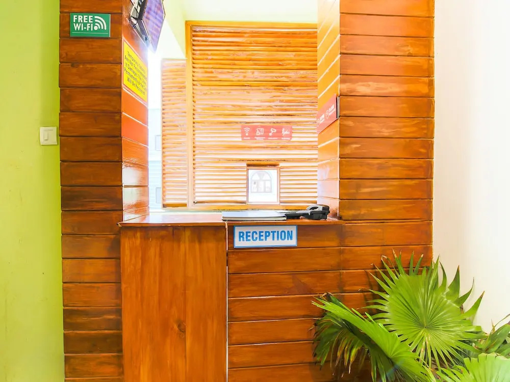 Oyo 23199 Gilly Guest House