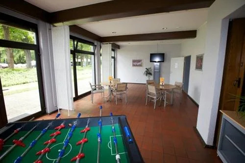 Food Hotel