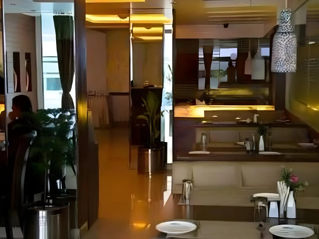 Hotel O Grandeur By orbit Hotels Near Chennai shopping mall