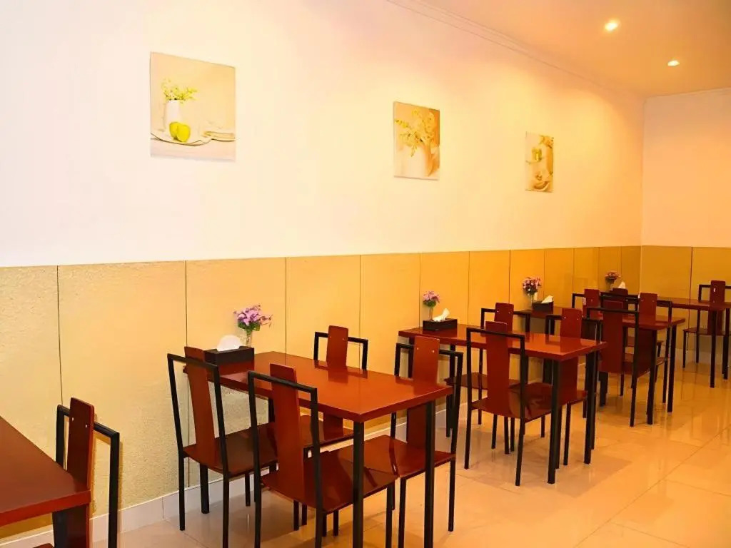 GreenTree Inn Jiangsu Suzhou Kunshan Shimao Plaza Hotel