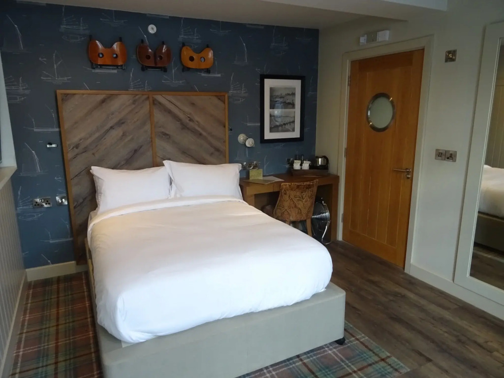 The Boathouse Inn & Riverside Rooms