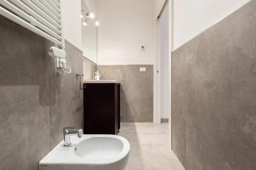 Goito 4, Bologna