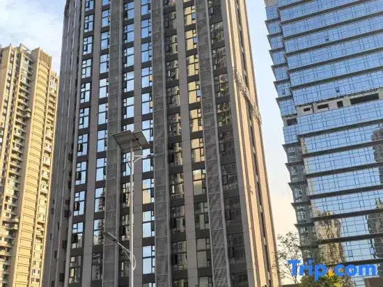 Manbu Shiguang Hotel (East Station Wuyi Plaza)
