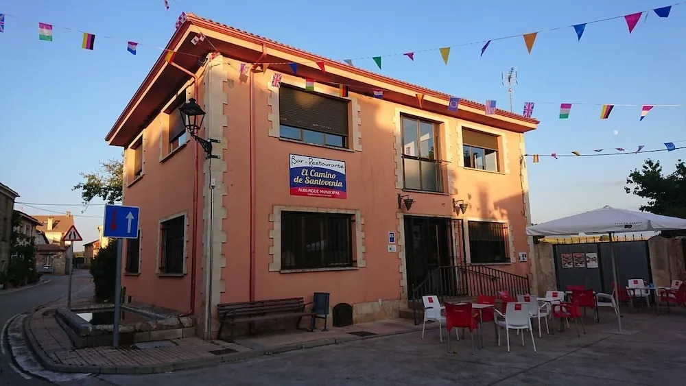 Albergue El Camino de Santovenia