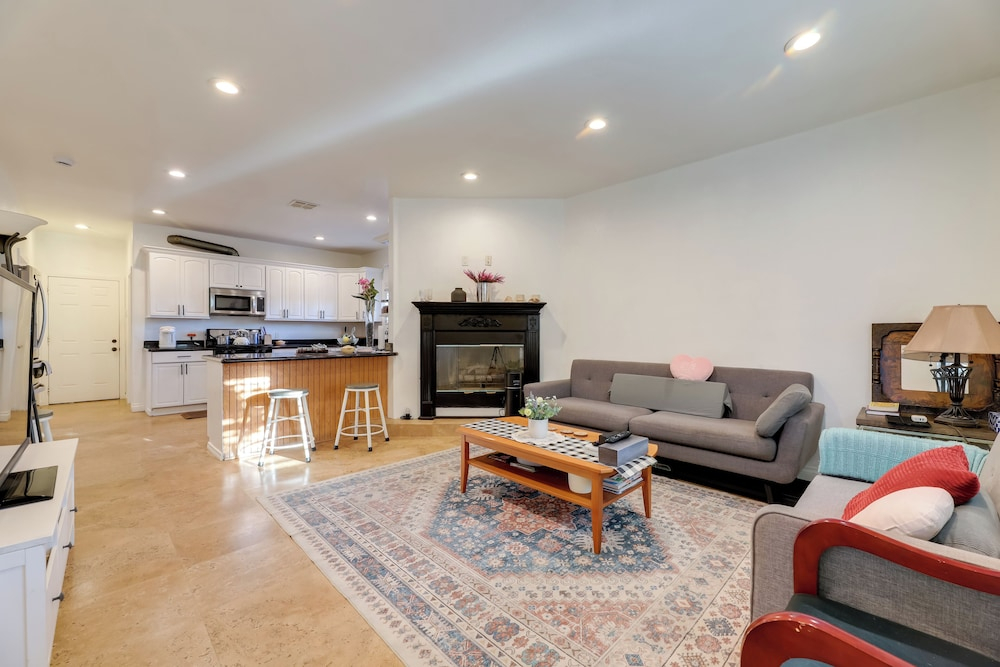 Great Location & Free Extras! Bellflower Stay